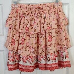SHOWPO US Size 4 Peach Floral Tiered Mini Skirt NWT Lions Tail Skirt Orange